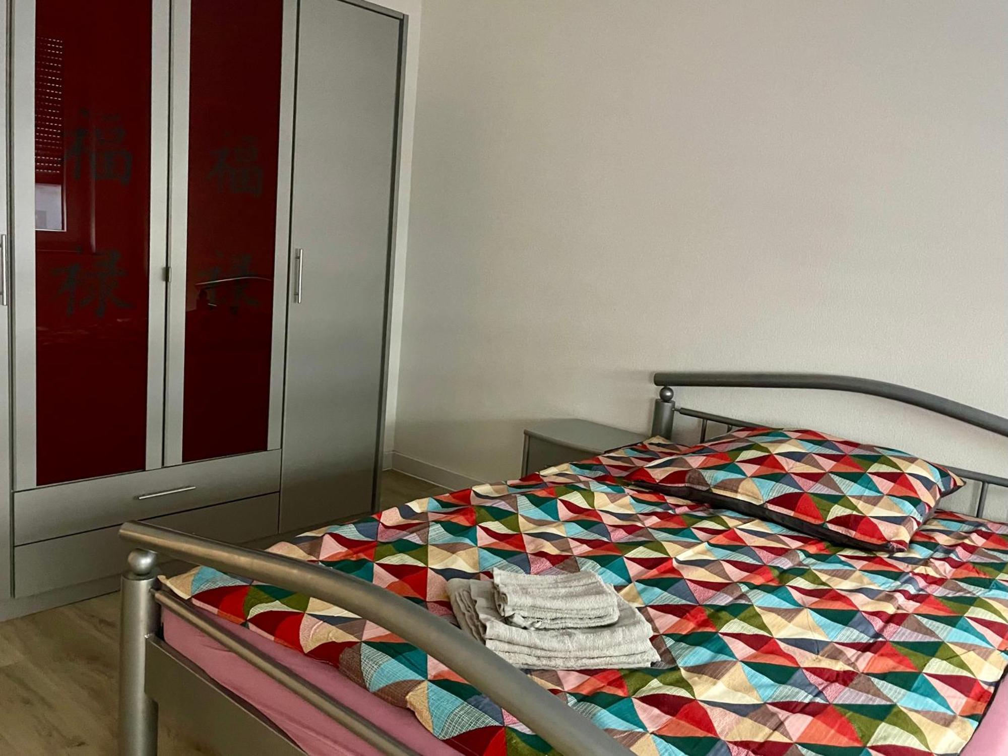 Neu Goldstadt Wunderschoenes 2 Zimmer Apartament Schloessle Zentrum Pforzheim Exterior foto
